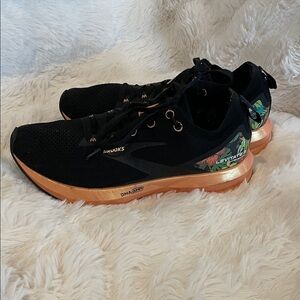 Brooks Levitate 3 Limited Edition Women's Black and Orange Running Shoes